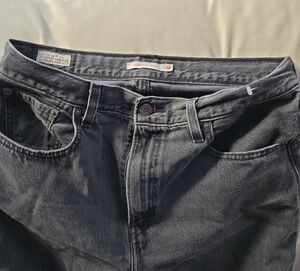 Levi's Men's Charcoal Relaxed Fit Jeans